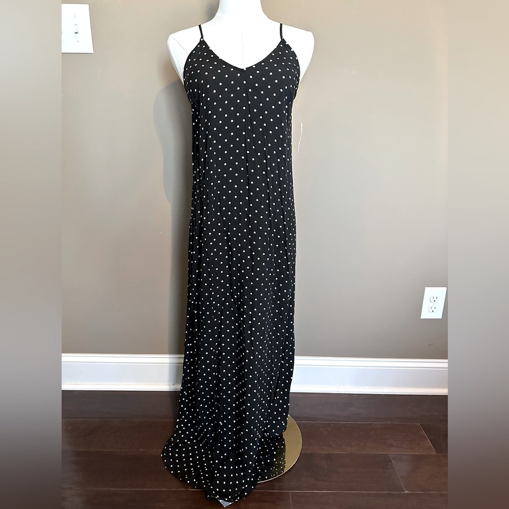 NWT Old Navy Women’s Sleeveless V Neck Maxi Dress Black with White Dots Size XS